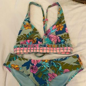 floral print swimsuit